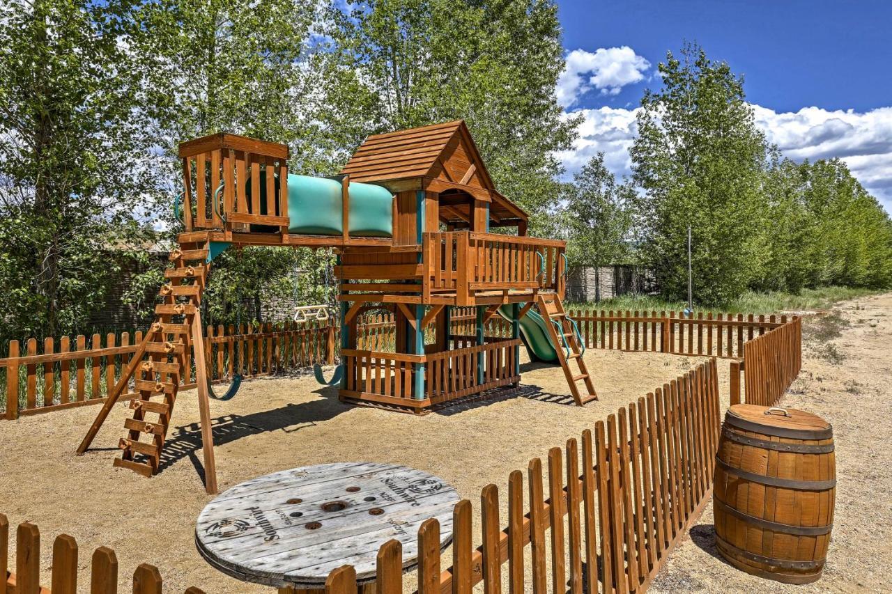 Riverfront Cabin About 4 Mi To Granby Ranch! Exteriör bild